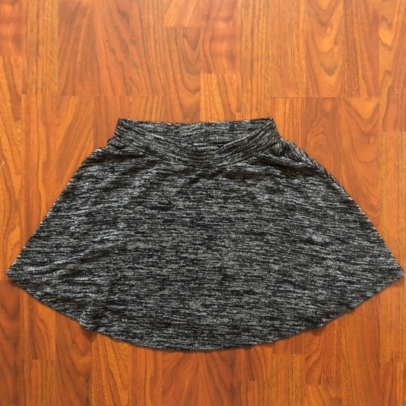 Forever 21 Dresses & Skirts - ❤️3 for 10$ Forever21 Heather Gray Skater Skirt